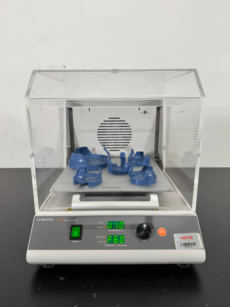 Image of Corning LSE Benchtop Shaking Incubator